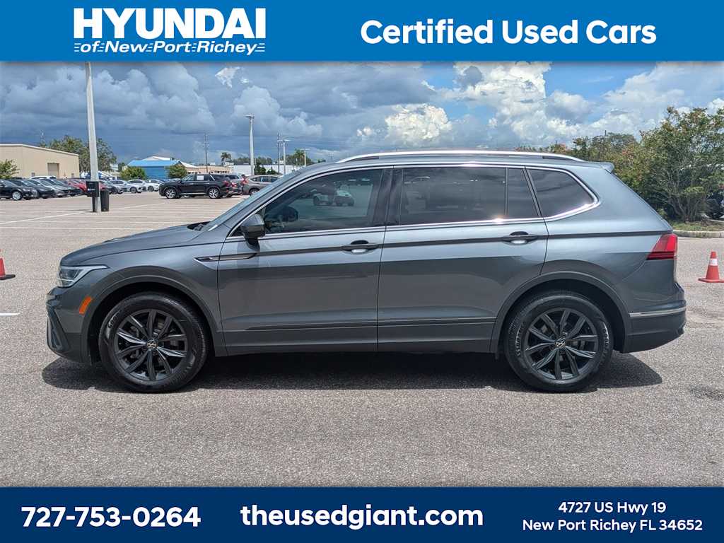 Thumbnail: 2022 Volkswagen Tiguan - 2