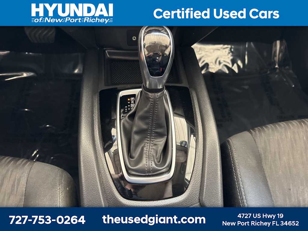 2018 Nissan Rogue SV 33