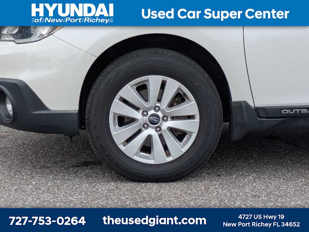 Thumbnail: 2016 Subaru Outback - 10