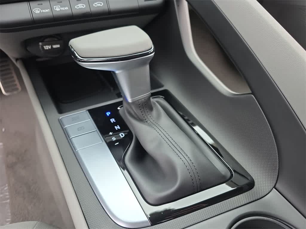 Thumbnail: 2025 Hyundai Elantra - 29