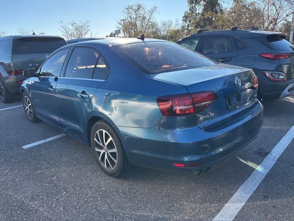 Thumbnail: 2017 Volkswagen Jetta - 2