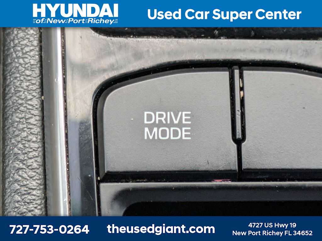 Thumbnail: 2016 Hyundai Sonata - 27
