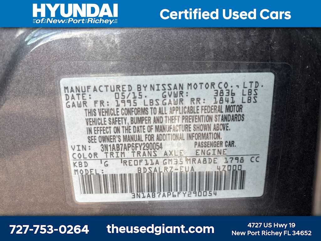 Thumbnail: 2015 Nissan Sentra - 14