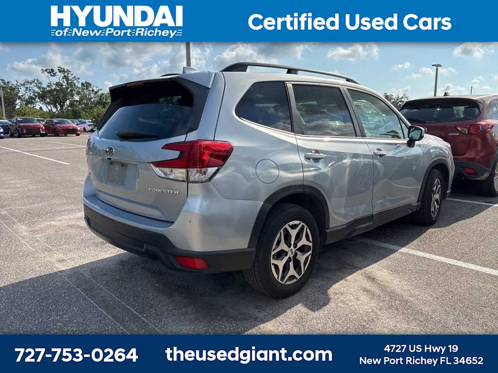 Thumbnail: 2021 Subaru Forester - 3