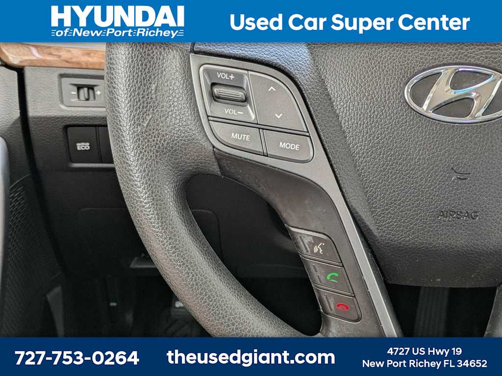 Thumbnail: 2016 Hyundai Santa Fe - 27