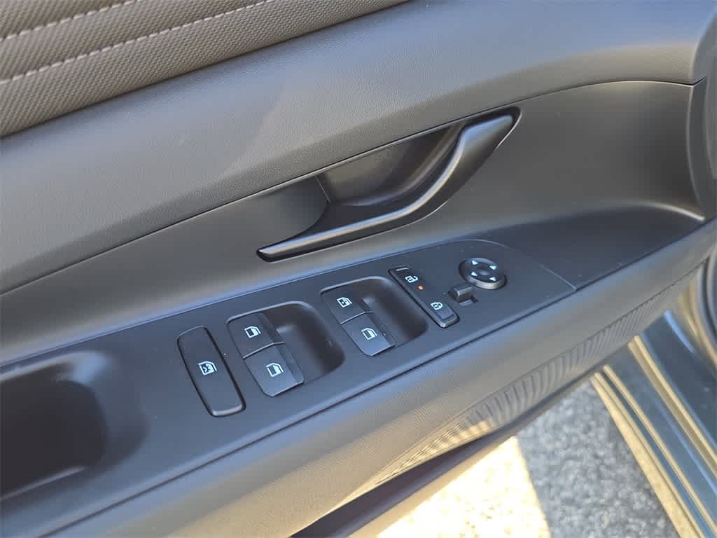 Thumbnail: 2026 Hyundai Elantra - 17