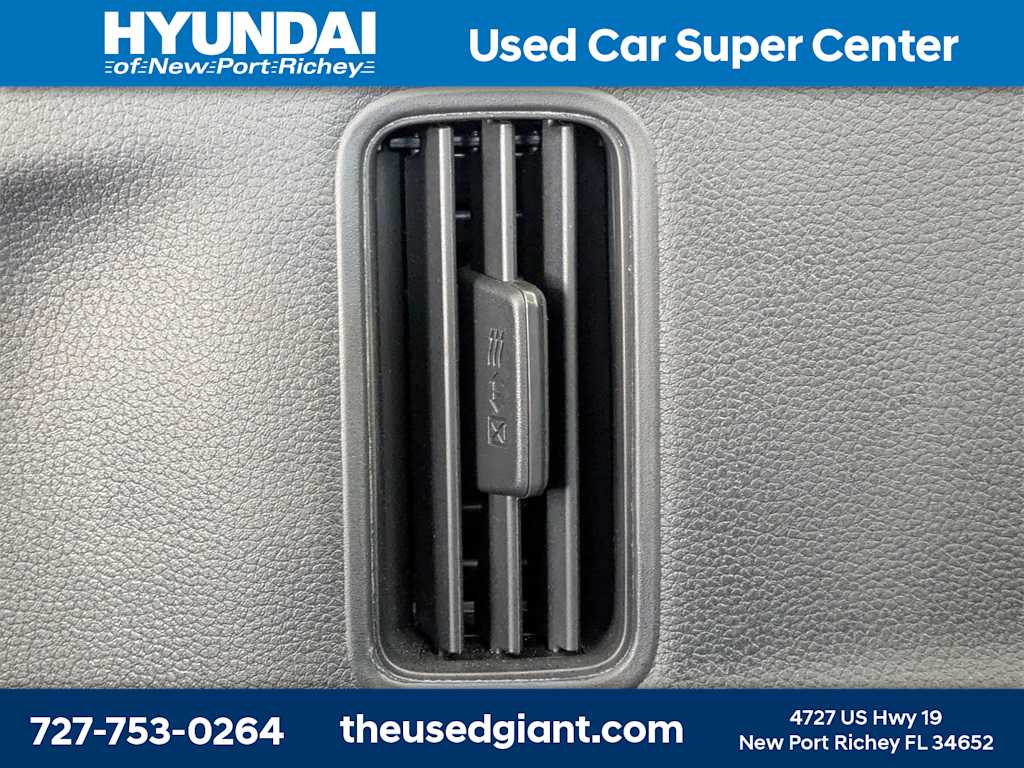 Thumbnail: 2025 Honda Pilot - 16