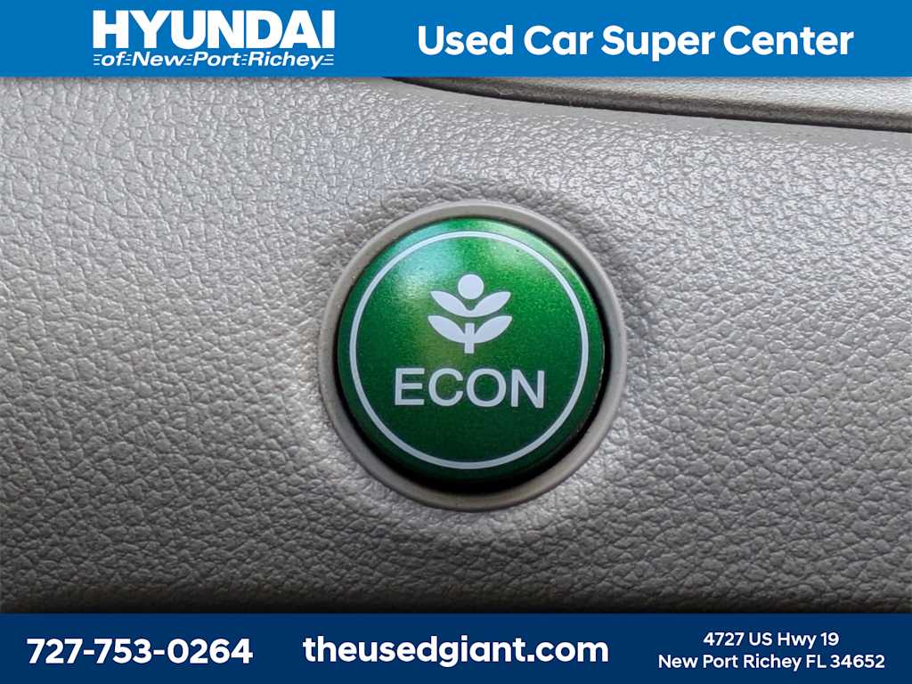 Thumbnail: 2013 Honda CR-V - 23