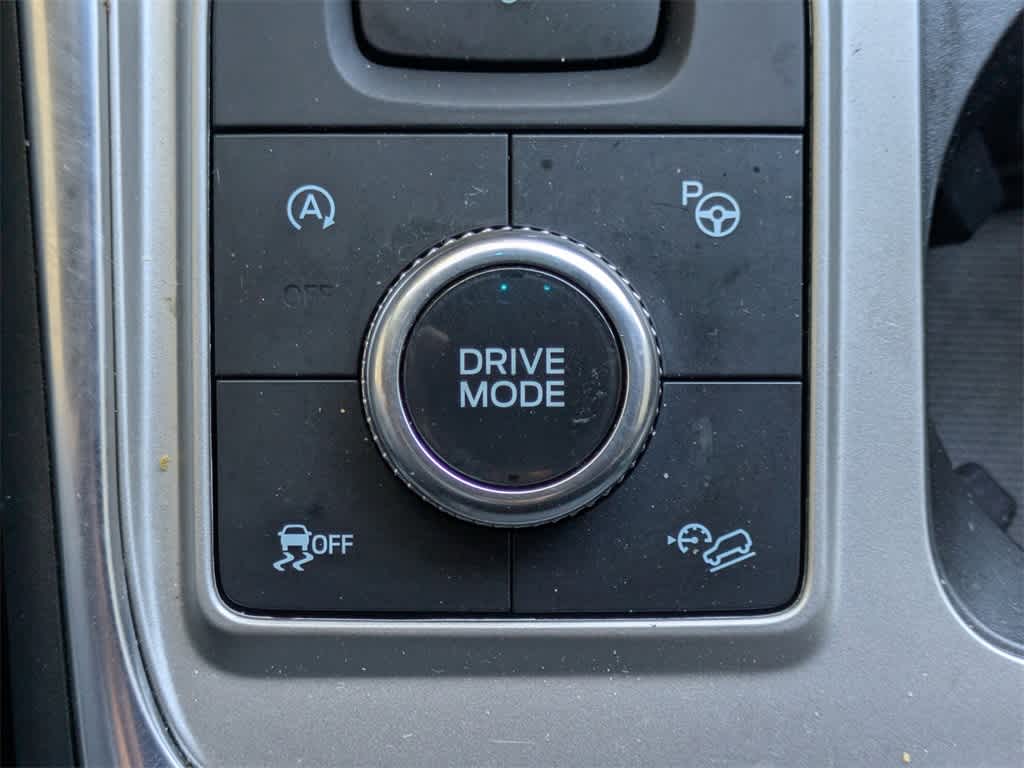 Thumbnail: 2020 Ford Explorer - 33