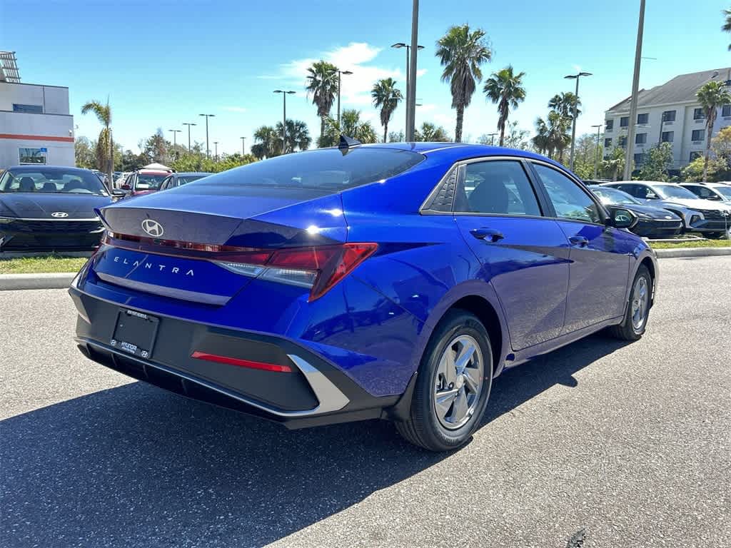 Thumbnail: 2025 Hyundai Elantra - 5