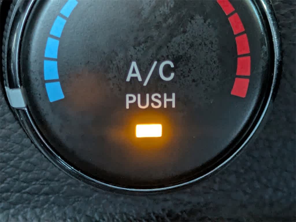 Thumbnail: 2017 Jeep Wrangler - 24