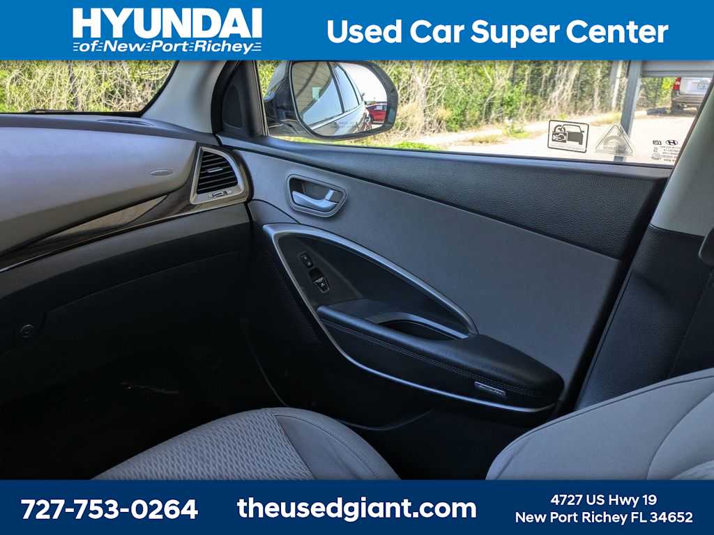 Thumbnail: 2018 Hyundai Santa Fe - 21