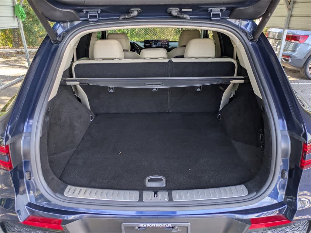 Thumbnail: 2022 Genesis GV70 - 12