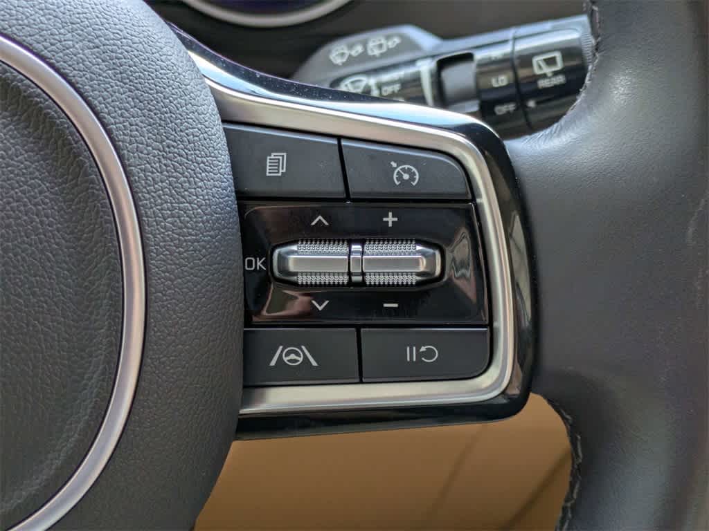 Thumbnail: 2024 Kia Carnival - 35