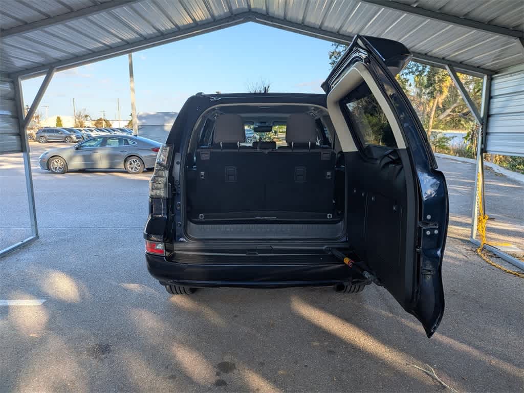 Thumbnail: 2021 Lexus GX - 12