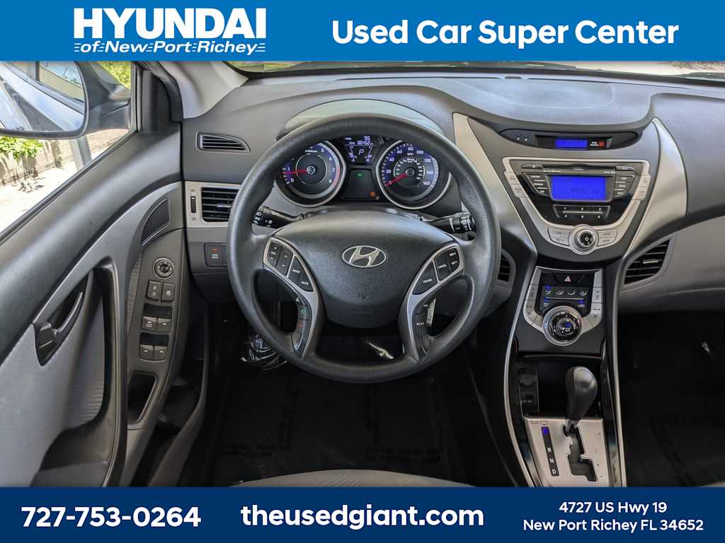 Thumbnail: 2013 Hyundai Elantra - 15