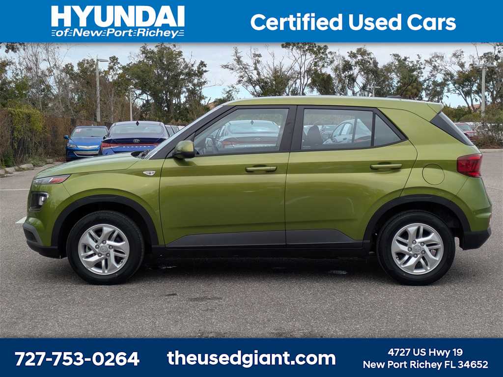 Thumbnail: 2023 Hyundai Venue - 2