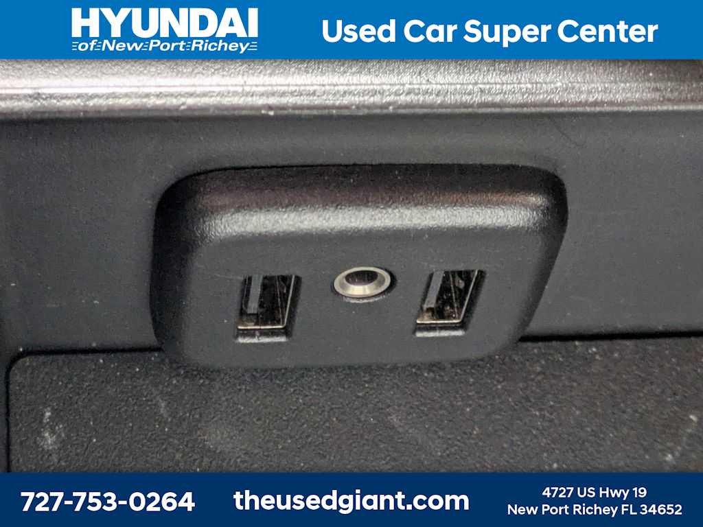 Thumbnail: 2019 Chevrolet Camaro - 27