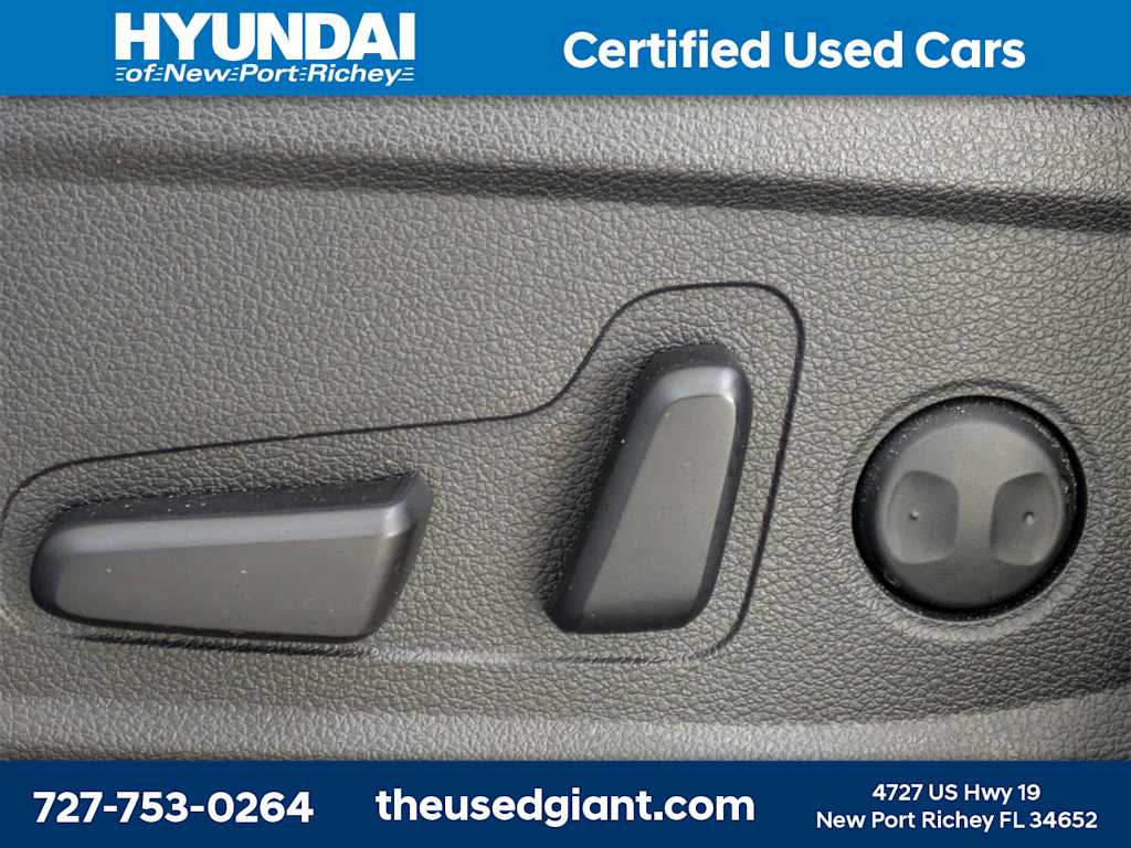 Thumbnail: 2023 Hyundai Santa Fe - 23