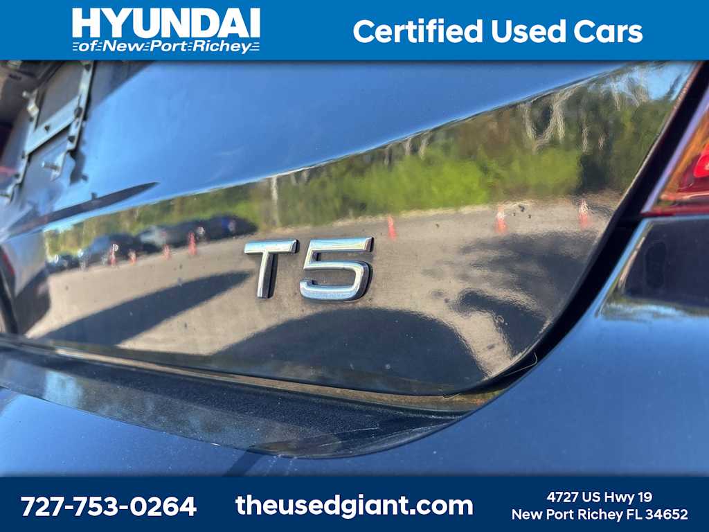 Thumbnail: 2019 Volvo S60 - 5
