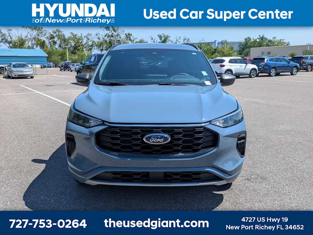 Thumbnail: 2024 Ford Escape - 8
