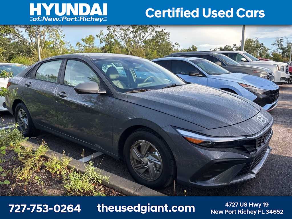 Thumbnail: 2025 Hyundai Elantra - 4