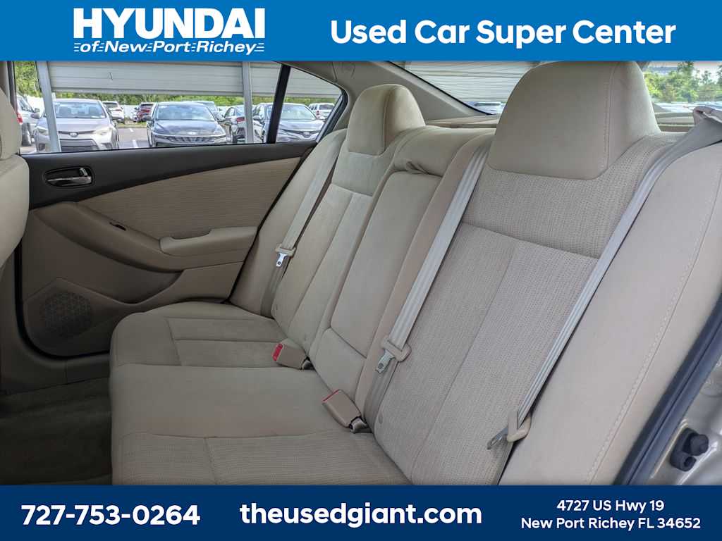 Thumbnail: 2011 Nissan Altima - 14