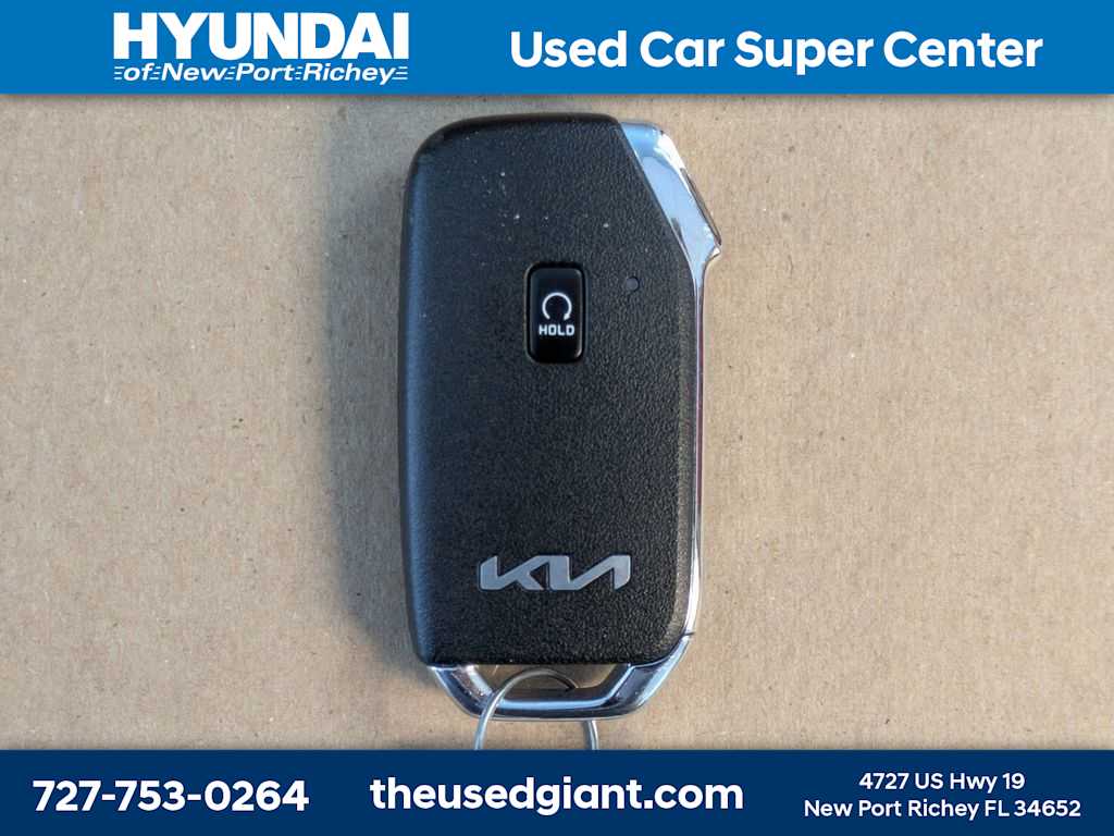 Thumbnail: 2023 Kia Sorento - 40