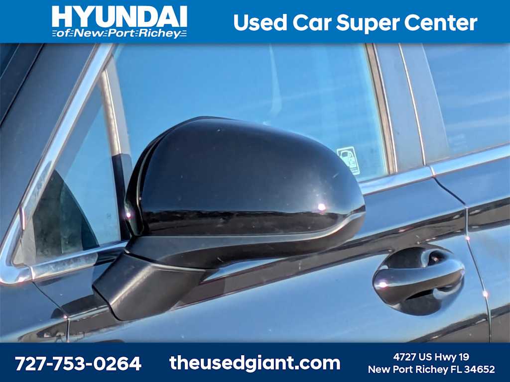 Thumbnail: 2019 Hyundai Santa Fe - 11