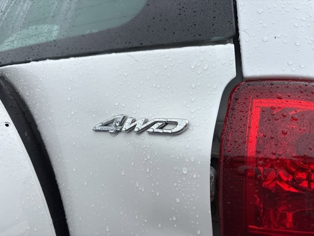 Thumbnail: 2004 Toyota RAV4 - 5