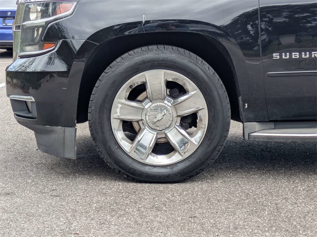 Thumbnail: 2015 Chevrolet Suburban - 10