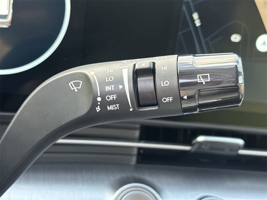 2025 Hyundai Kona SEL 24