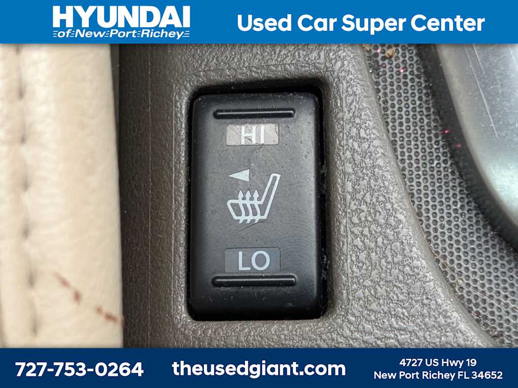 Thumbnail: 2010 Nissan Altima - 26