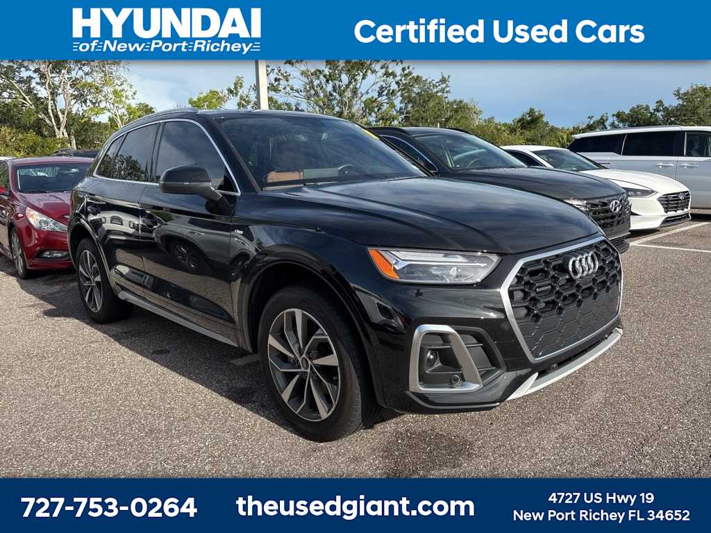 Thumbnail: 2023 Audi Q5 - 4
