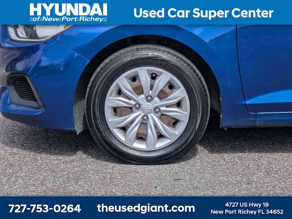 Thumbnail: 2021 Hyundai Accent - 10