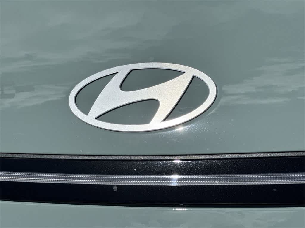 2025 Hyundai Kona SEL 10