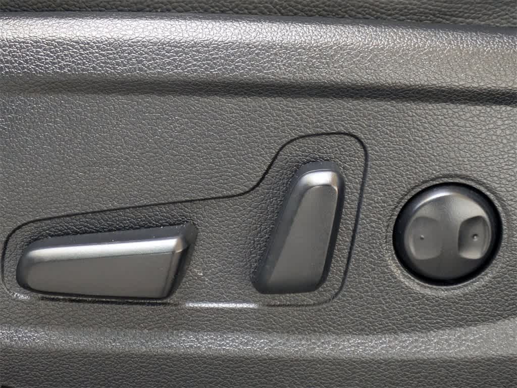 Thumbnail: 2022 Hyundai Palisade - 27