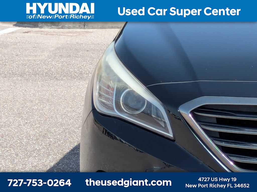 Thumbnail: 2015 Hyundai Sonata - 9