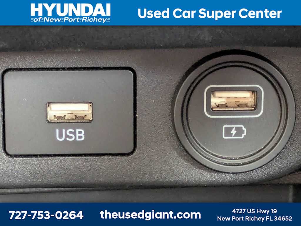 Thumbnail: 2023 Hyundai Elantra - 19