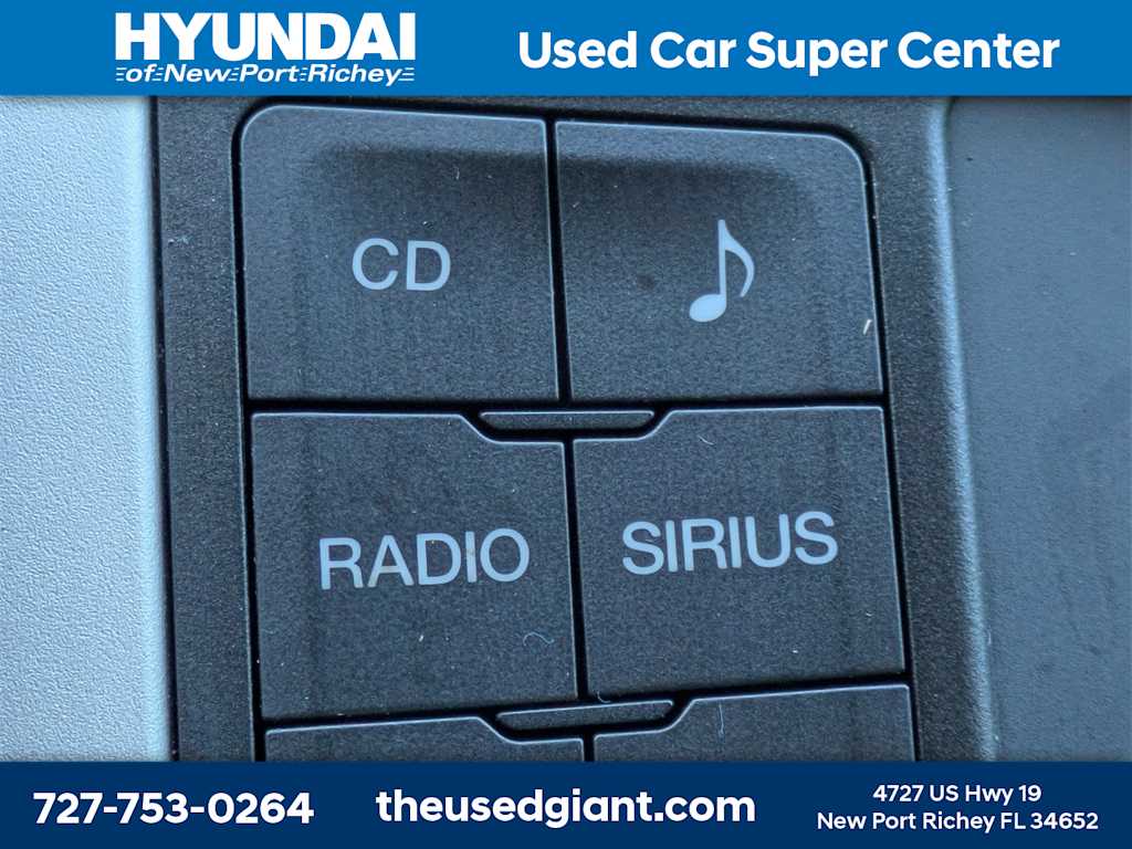 Thumbnail: 2013 Ford Fusion - 19