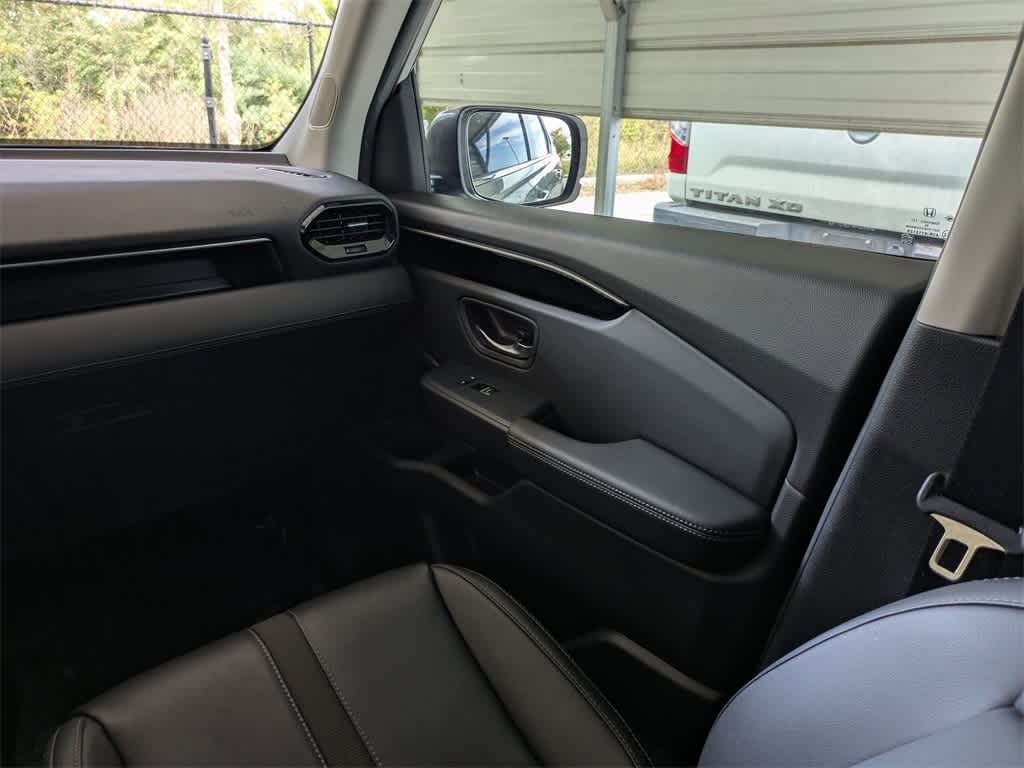 Thumbnail: 2025 Honda Pilot - 22