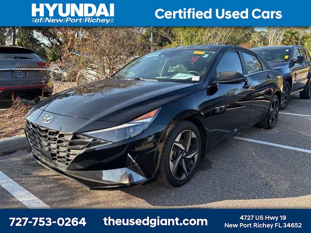 Certified 2022 Hyundai Elantra Limited Sedan