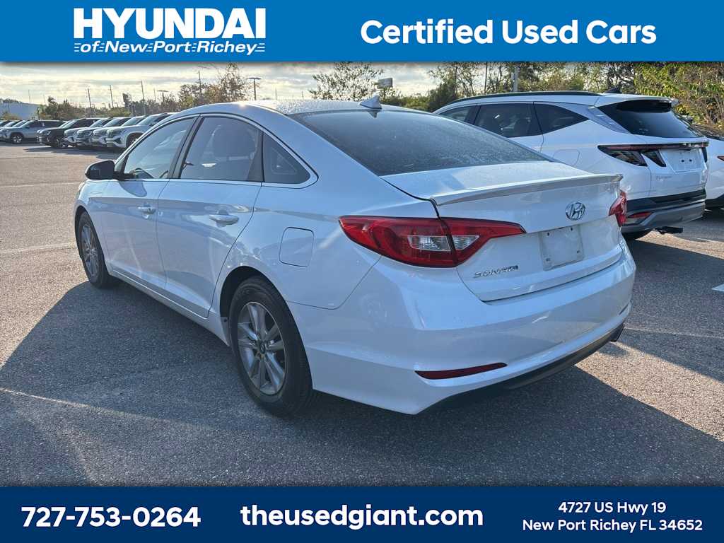 Thumbnail: 2016 Hyundai Sonata - 2