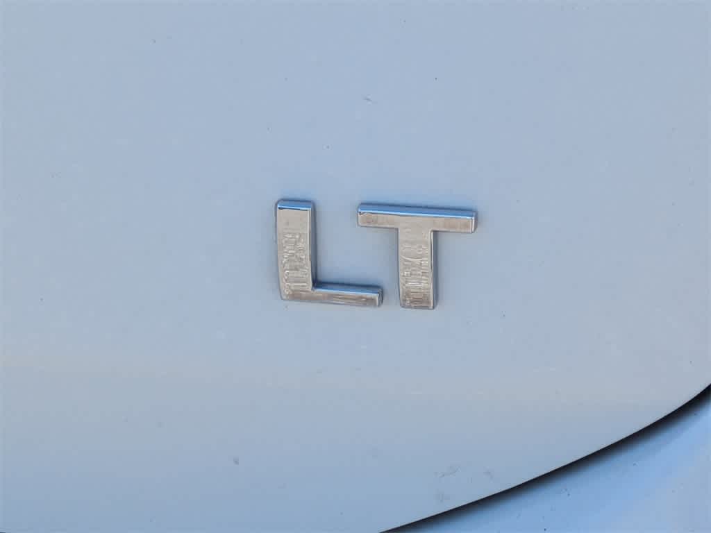 Thumbnail: 2021 Chevrolet Equinox - 14