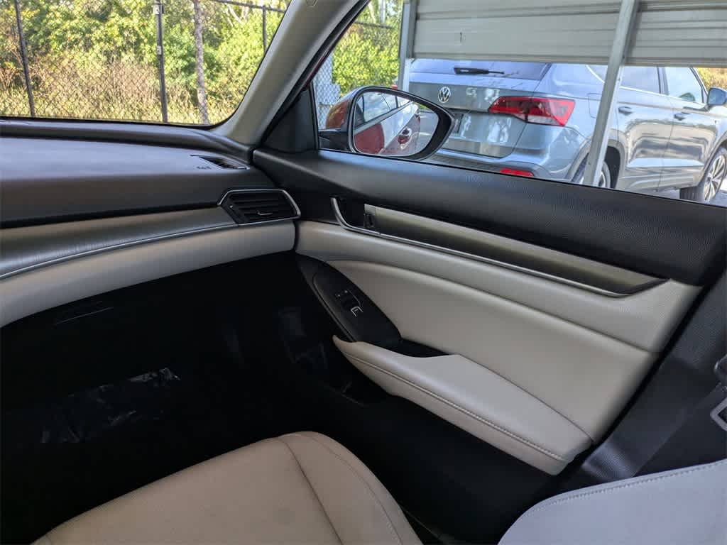 Thumbnail: 2021 Honda Accord - 16