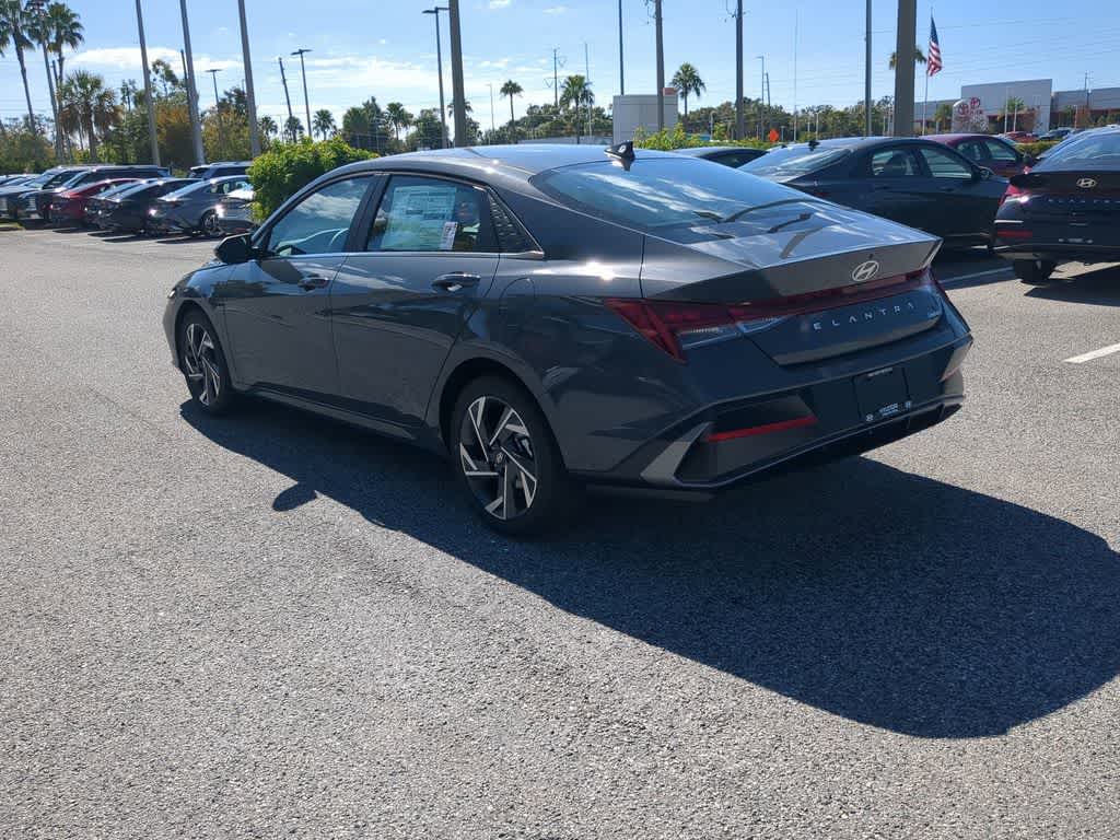 Thumbnail: 2026 Hyundai Elantra - 4