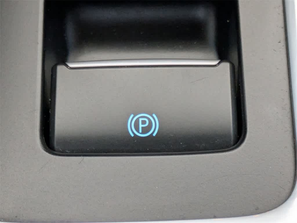 Thumbnail: 2018 Ford Escape - 22