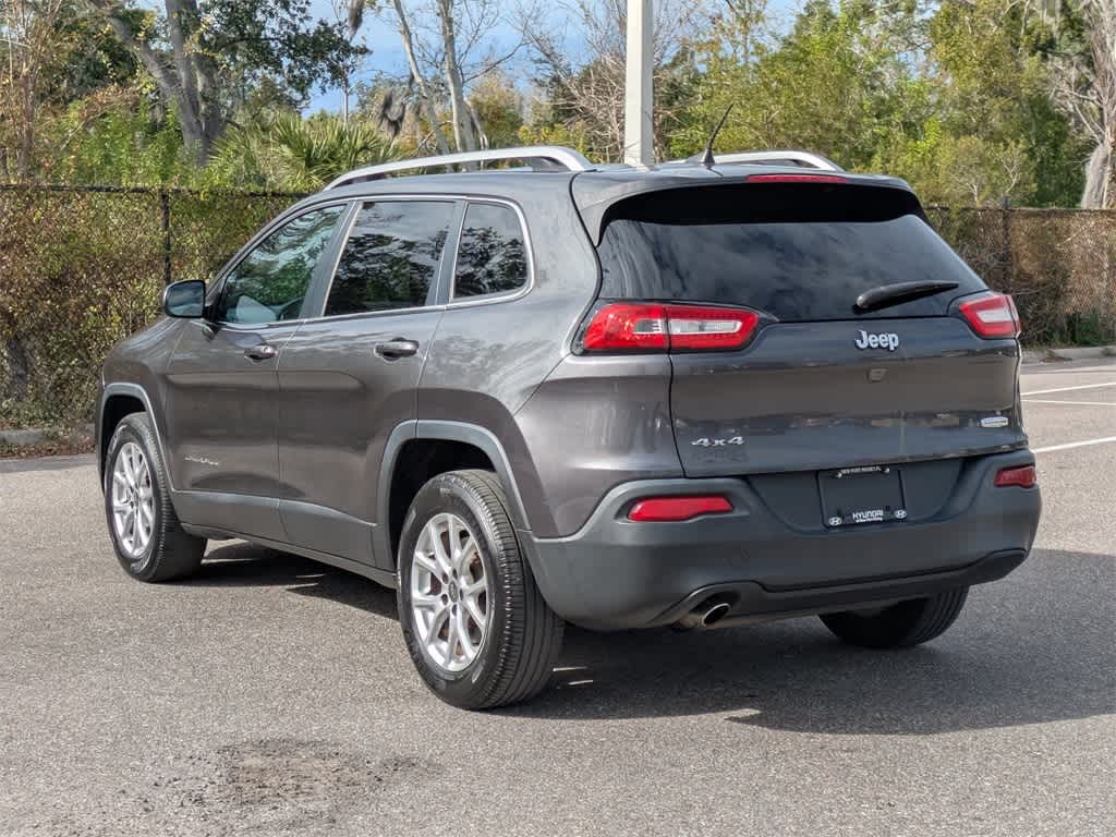 Thumbnail: 2016 Jeep Cherokee - 3