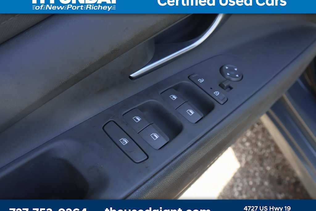 2023 Hyundai Elantra SE 11