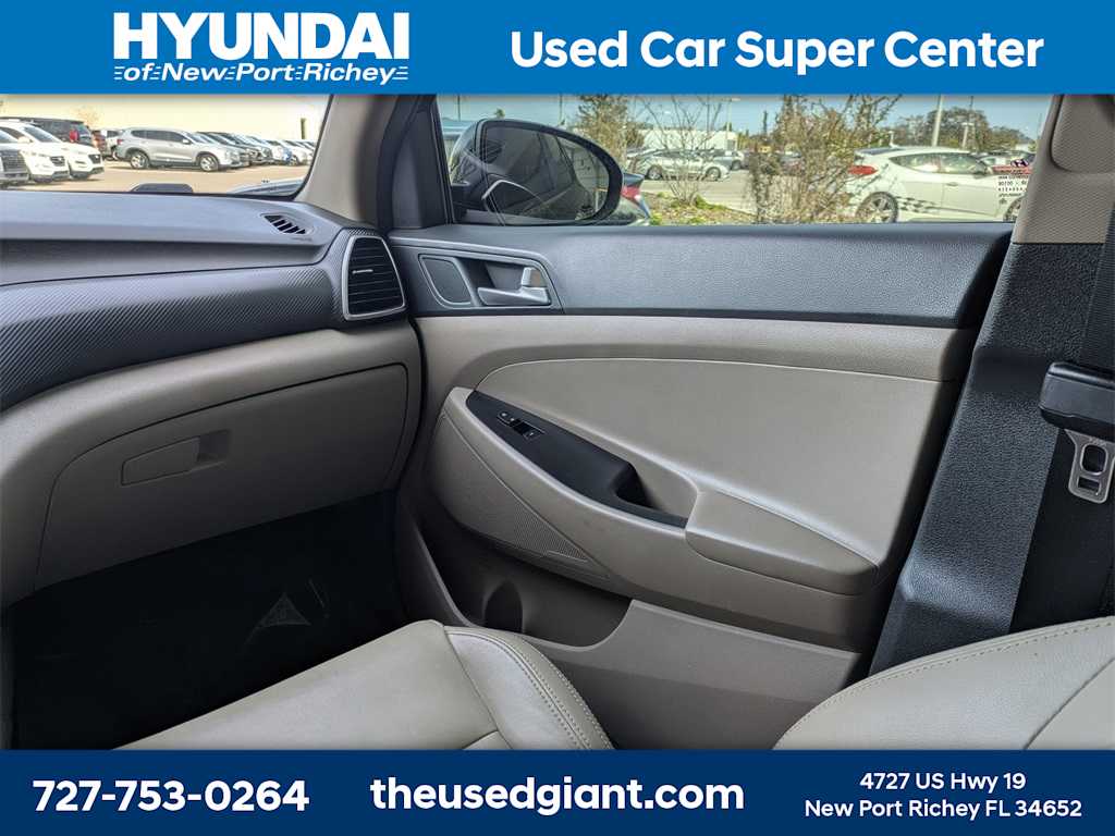 Thumbnail: 2019 Hyundai Tucson - 19